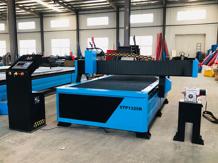 盈利型 4x8 帶旋轉(zhuǎn)管切割器的數(shù)控等離子切割工作臺(tái)套件