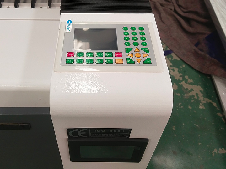 適用于木材和金屬的混合數(shù)控激光切割雕刻機