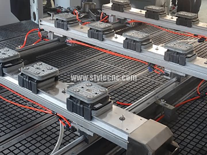 單臂PTP數(shù)控加工中心