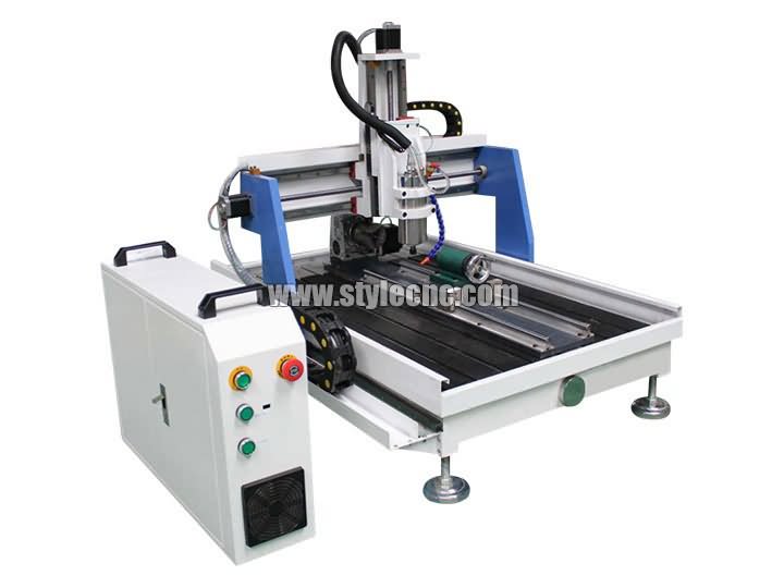 用于標(biāo)牌制作的臺(tái)式數(shù)控雕刻機(jī)