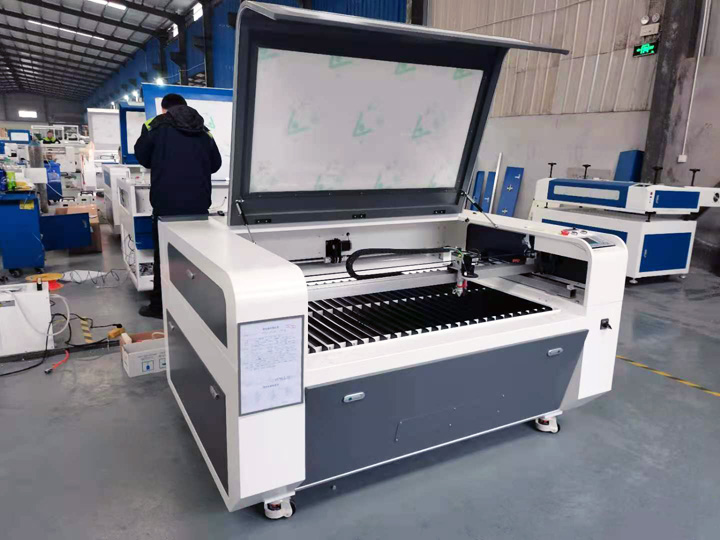 用于橡膠墊圈和密封件的數(shù)控激光切割機 CCD 相機