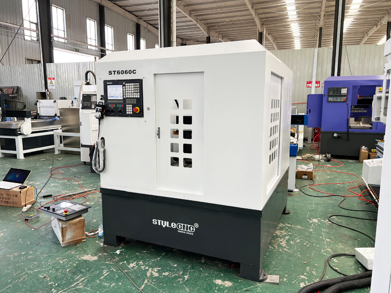 數(shù)控模具制造機 數(shù)控模具制造機