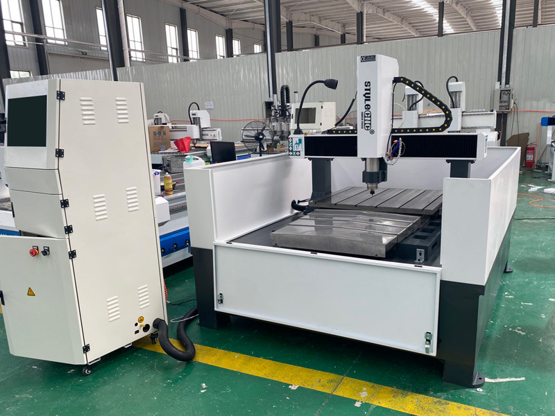 用于金屬銑削、雕刻和鉆孔的數(shù)控銑床