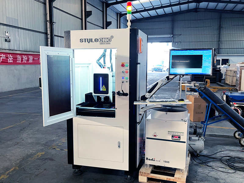 ST-FC3030 迷你激光金屬珠寶切割機(jī)