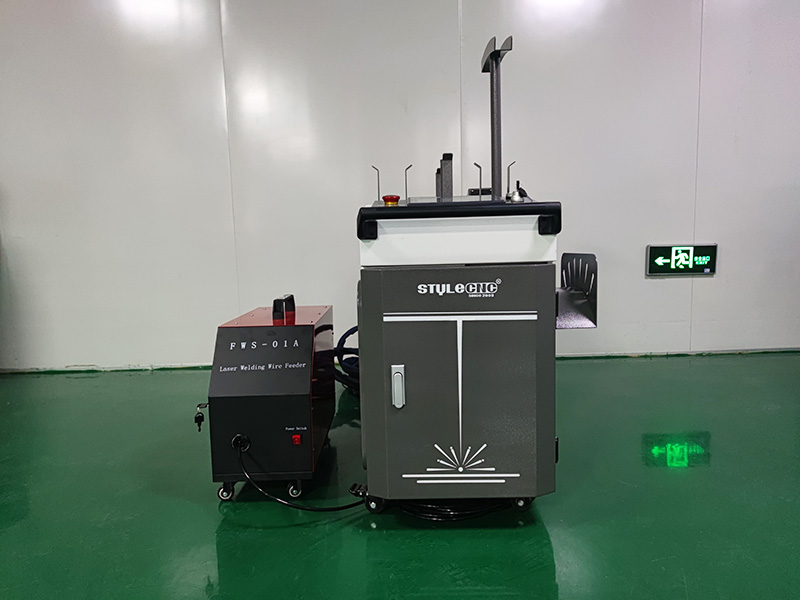 三合一手持式激光焊接、清洗、切割機