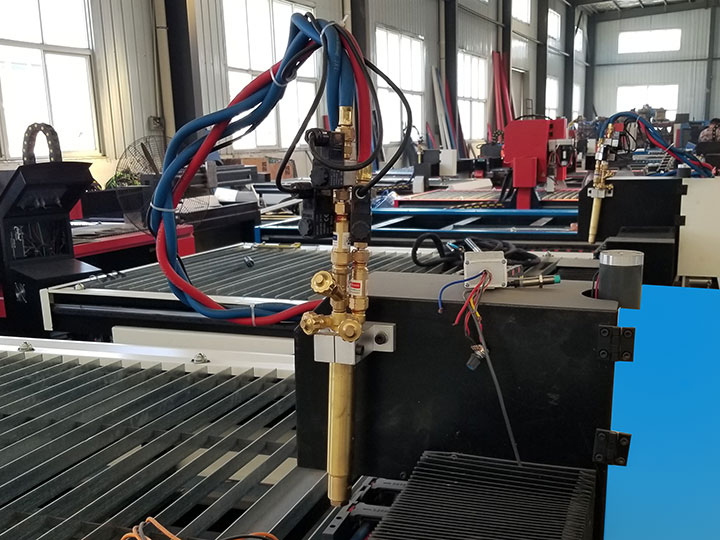 盈利型 4x8 帶旋轉(zhuǎn)管切割器的數(shù)控等離子切割工作臺(tái)套件