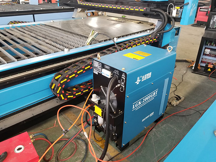 盈利型 4x8 帶旋轉(zhuǎn)管切割器的數(shù)控等離子切割工作臺(tái)套件