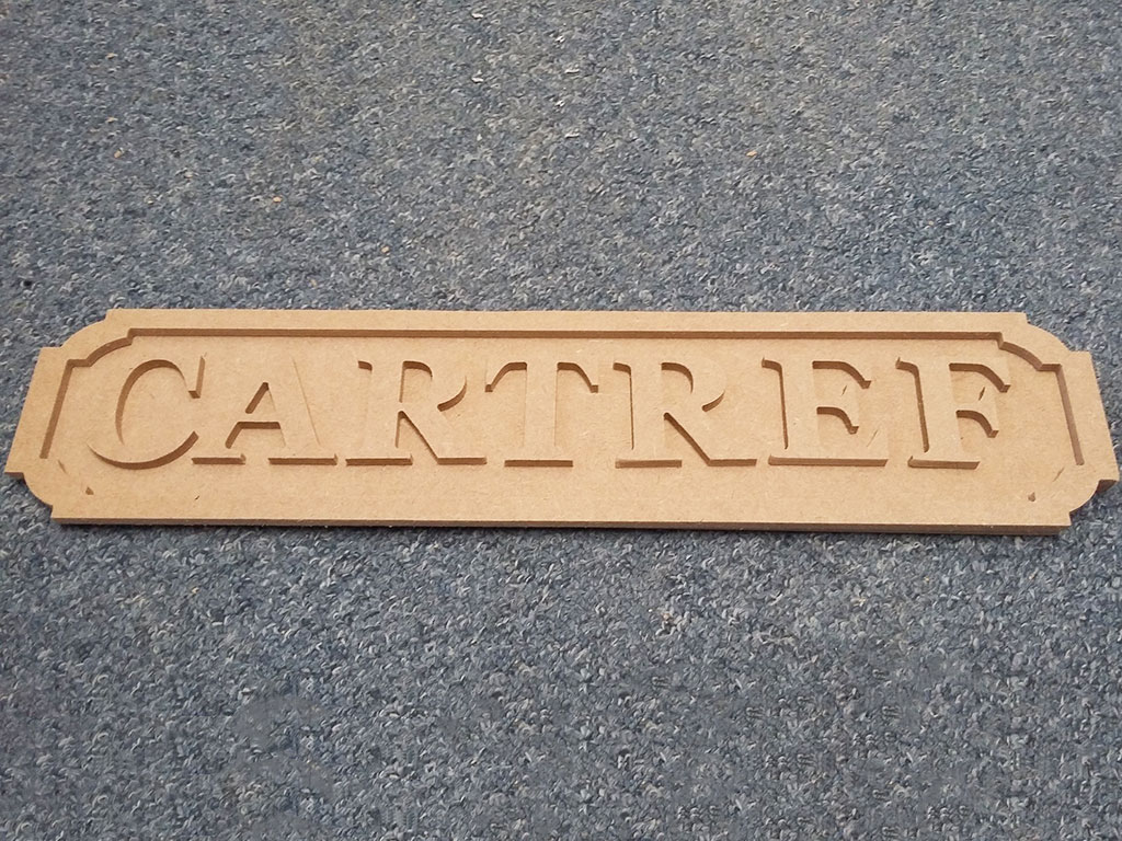 數(shù)控雕刻機(jī)雕刻 MDF 標(biāo)牌項(xiàng)目