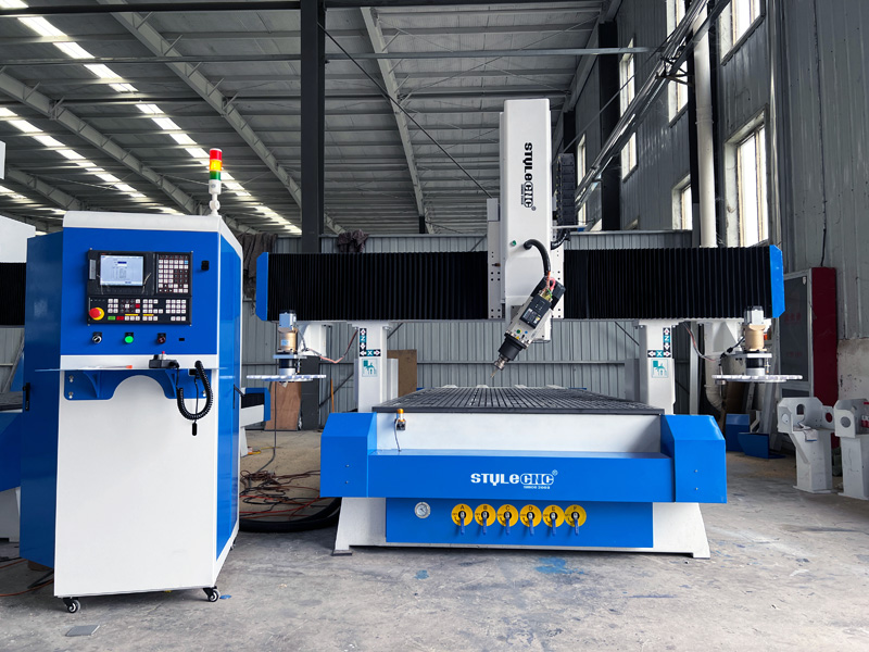 工業(yè)級(jí)四軸數(shù)控木工雕刻機(jī)帶圓盤自動(dòng)換刀裝置