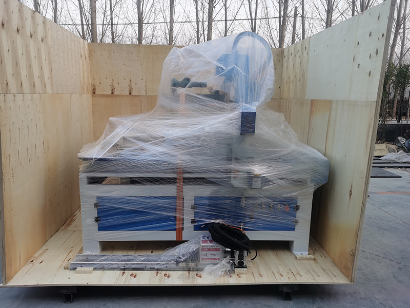 4x4自動換刀數(shù)控雕刻機包