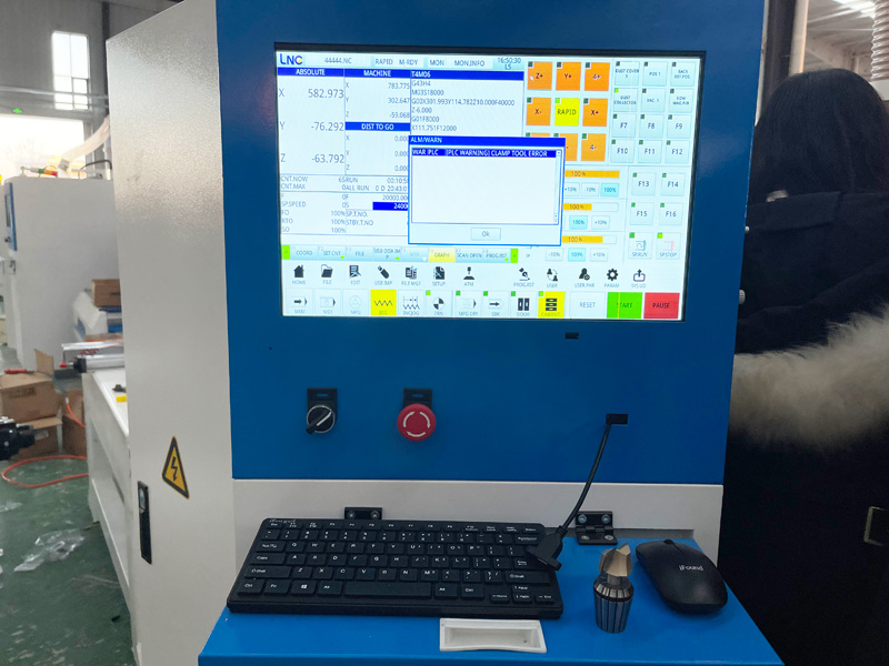 用于自動櫥柜制造的寶元數(shù)控控制器