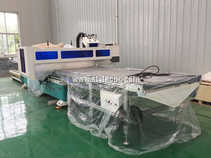 定制家具全自動(dòng)套料數(shù)控銑床