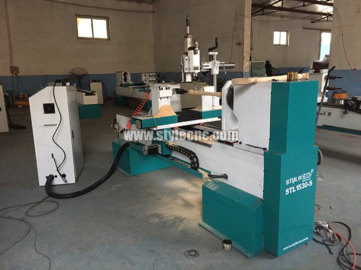 數(shù)控木工車(chē)床 STL1530-S