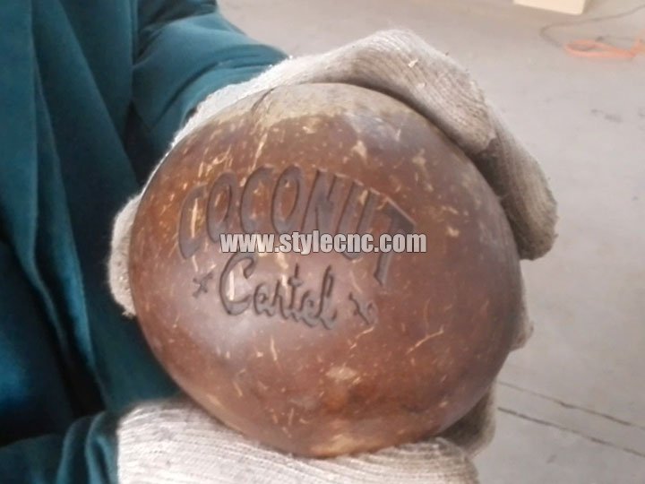 激光打標椰子創(chuàng)意