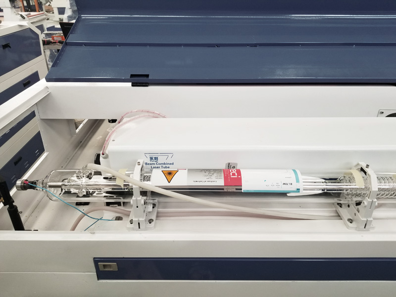 最佳預算 CO2 適用于金屬、丙烯酸、木材的激光切割機