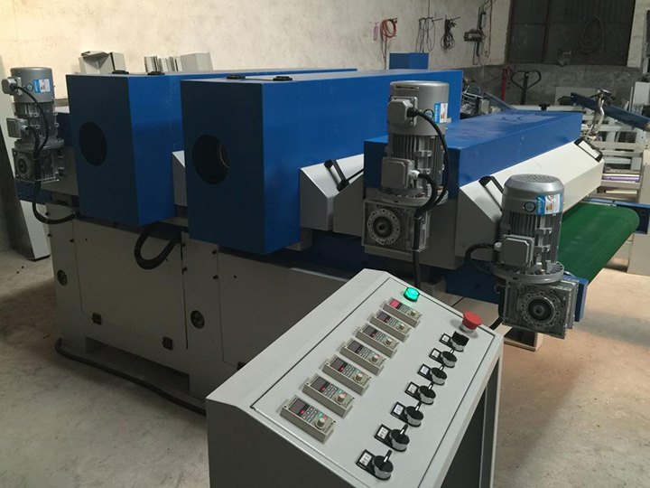 2025年最暢銷的數(shù)控木材砂光機(jī)