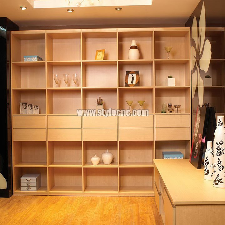 用于櫥柜制造項(xiàng)目的嵌套數(shù)控雕刻機(jī)