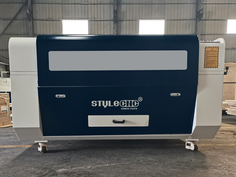 價(jià)格實(shí)惠的激光雕刻機(jī)，適用于皮革、織物、紙張、牛仔褲