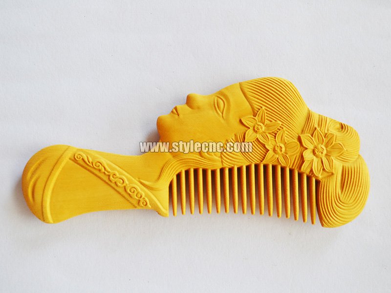 中國(guó)黃楊木工藝品數(shù)控雕刻機(jī)