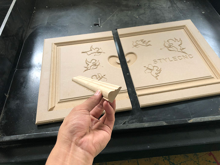 自動(dòng)換刀木工數(shù)控加工中心