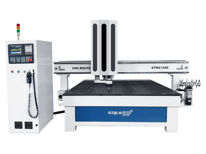 自動(dòng)換刀木工數(shù)控加工中心