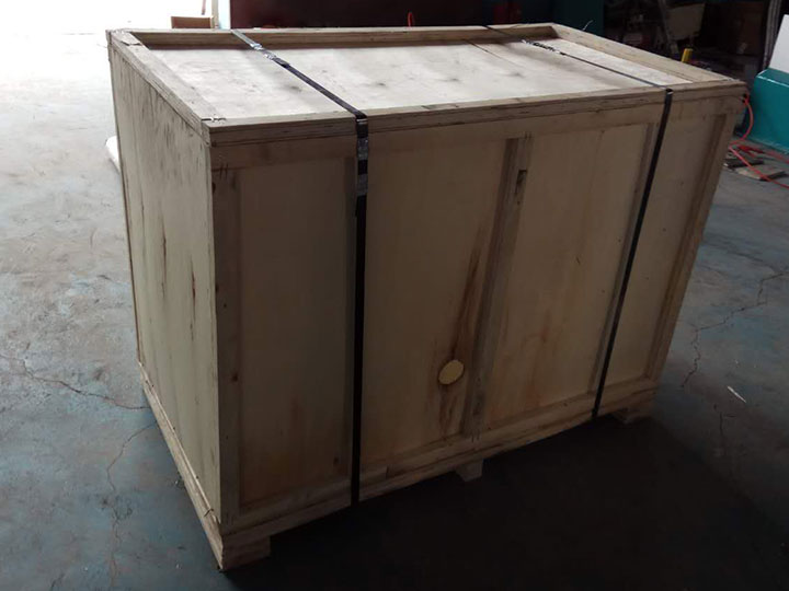 小型臺(tái)式木工車床套裝，適用于木工工藝品車削