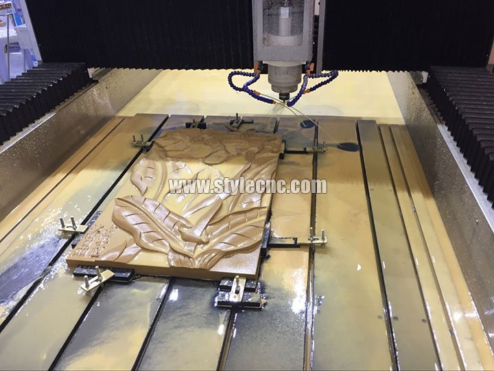 適用于大理石、花崗巖和石英的新型石材數(shù)控機床