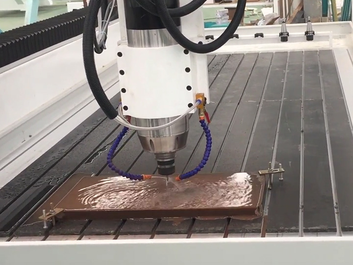 用于石材雕刻的線性自動(dòng)換刀數(shù)控雕刻機(jī)