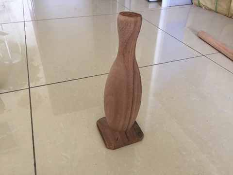 木制保齡球自動(dòng)數(shù)控車床