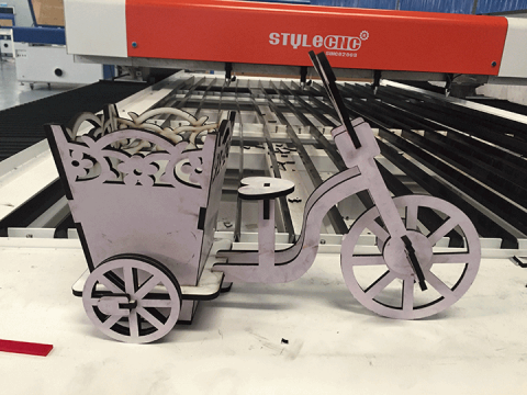 CO2 激光切割機 150W 用于MDF項目