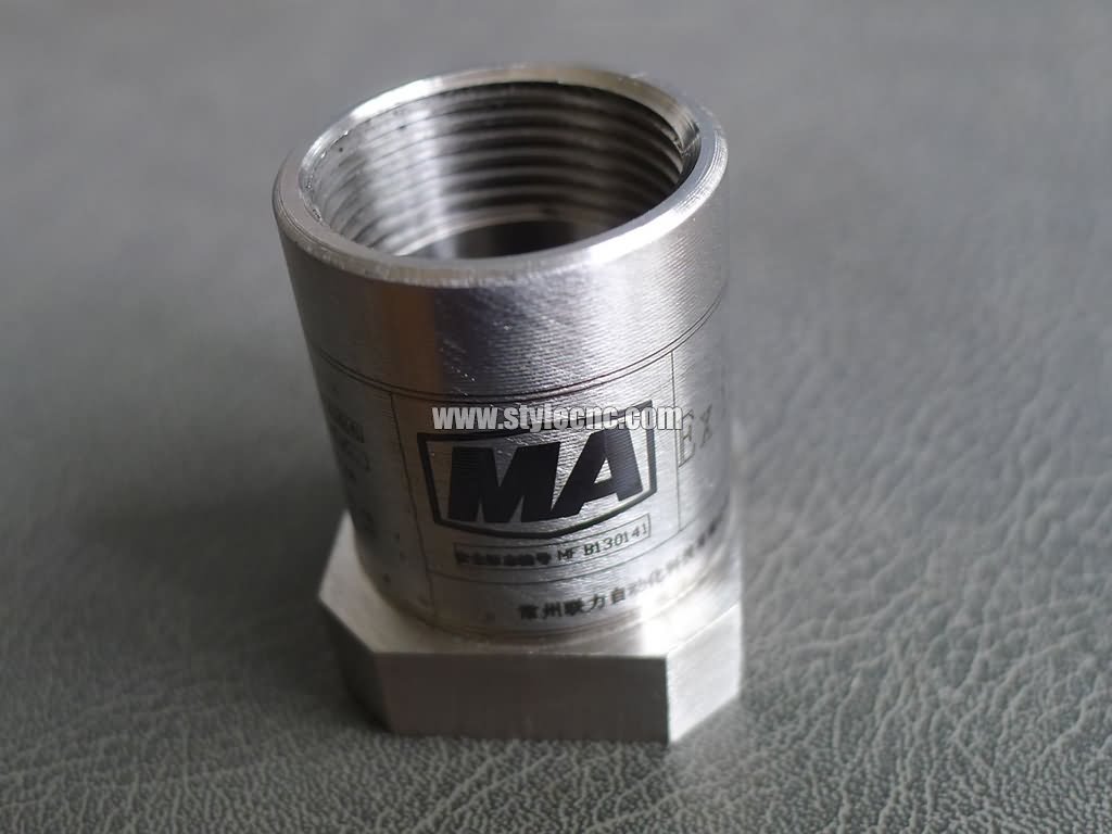 用于金屬加工項目的光纖激光雕刻機(jī)