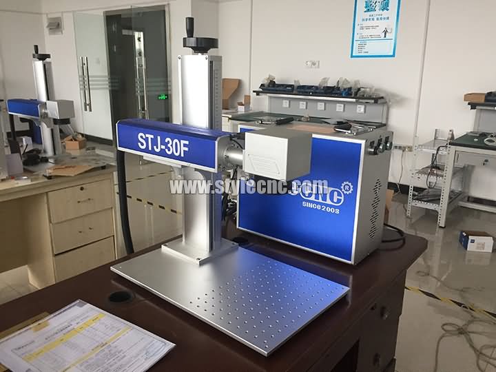 銳科 30W 激光打標(biāo)機(jī)