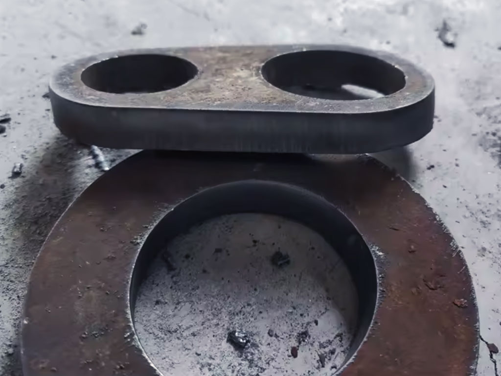 用于碳鋼切割的數(shù)控等離子切割機(jī)