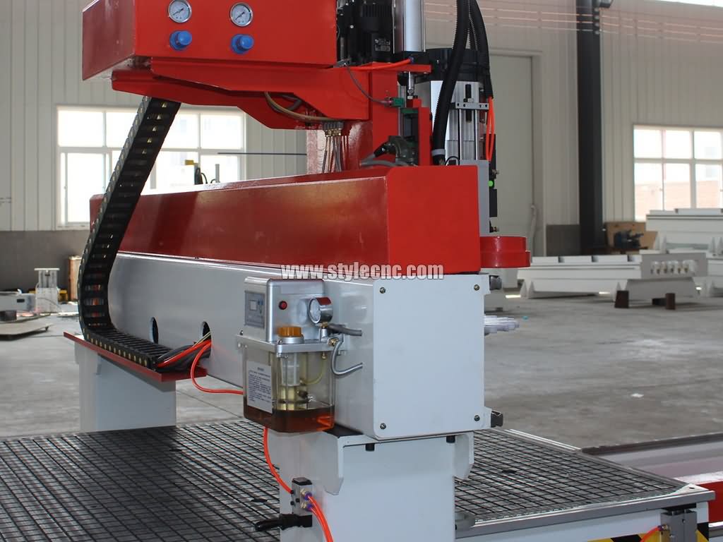 自動(dòng)注油系統(tǒng)