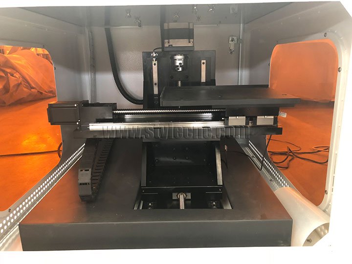 所有軸傳動采用高精度滾珠絲杠， 3D 激光雕刻機(jī)