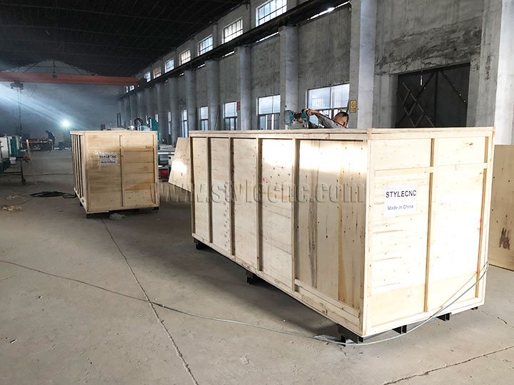 數(shù)控木工車床機(jī)器包