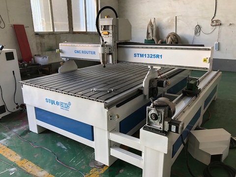 初學(xué)者如何使用帶有旋轉(zhuǎn)第四軸的數(shù)控雕刻機(jī)？