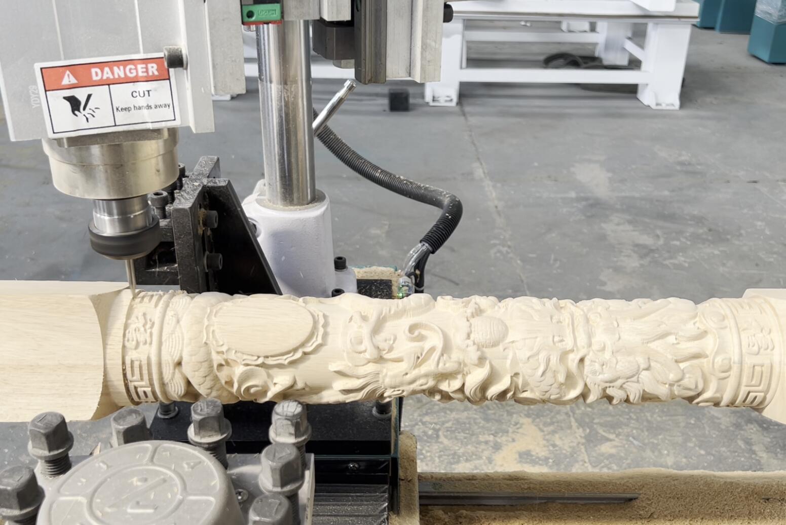 用于木工項(xiàng)目的自動(dòng)換刀數(shù)控木工車床