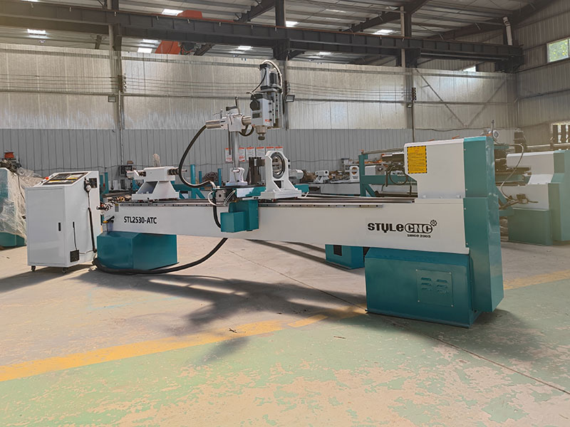 2025年最佳自動(dòng)換刀數(shù)控木工車床，配備自動(dòng)換刀裝置