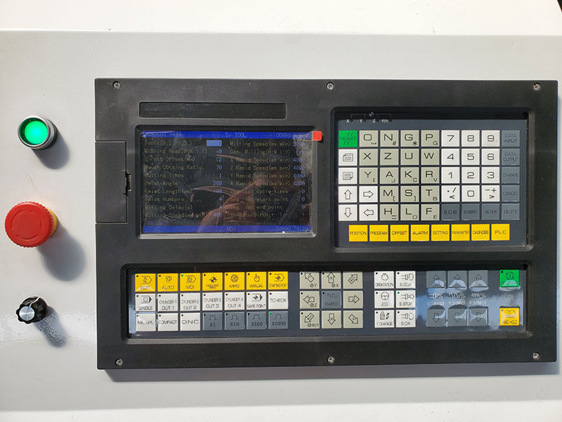 2025年最佳自動(dòng)換刀數(shù)控木工車床，配備自動(dòng)換刀裝置