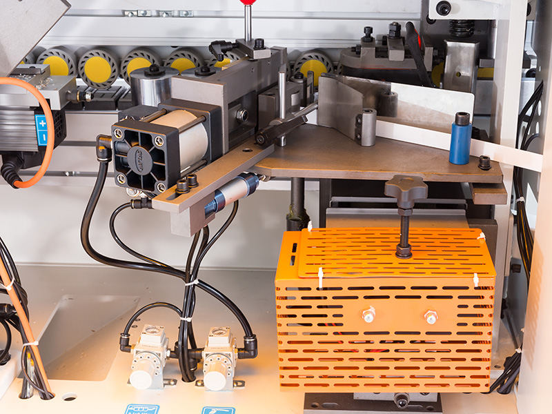 自動(dòng)上膠封邊機(jī)