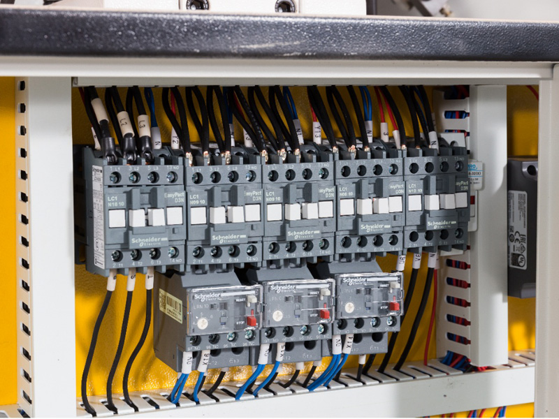 封邊機(jī)施耐德電氣配件