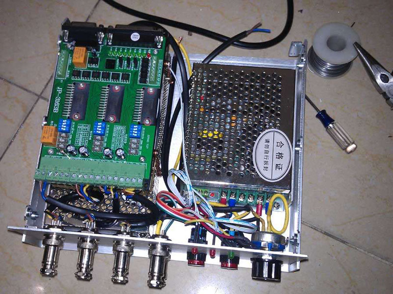 電控箱內(nèi)部圖