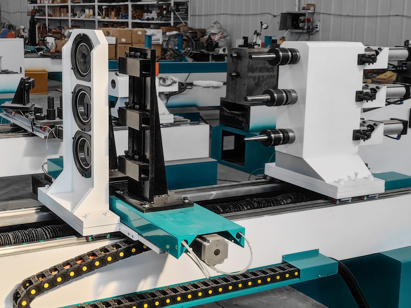 用于木工車(chē)削的多軸數(shù)控仿形車(chē)床