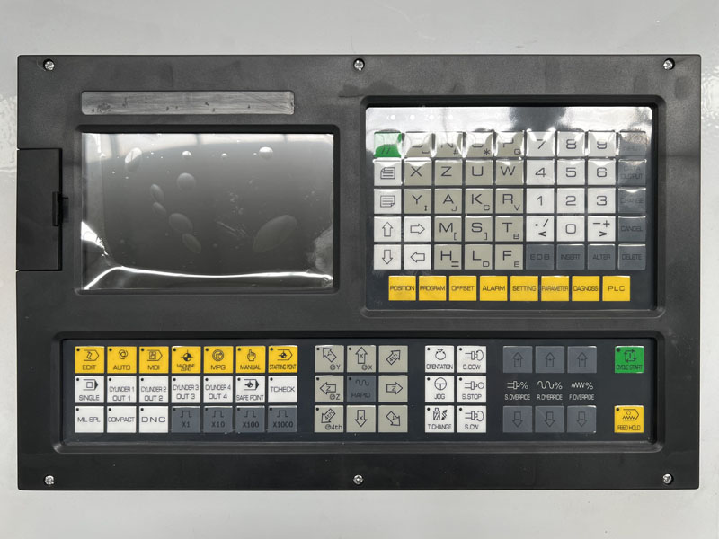 盈利型自動(dòng)數(shù)控木工車床出售