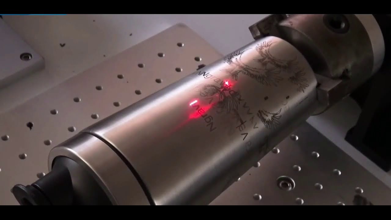 如何使用旋轉(zhuǎn)激光雕刻機(jī)在杯子上雕刻照片？