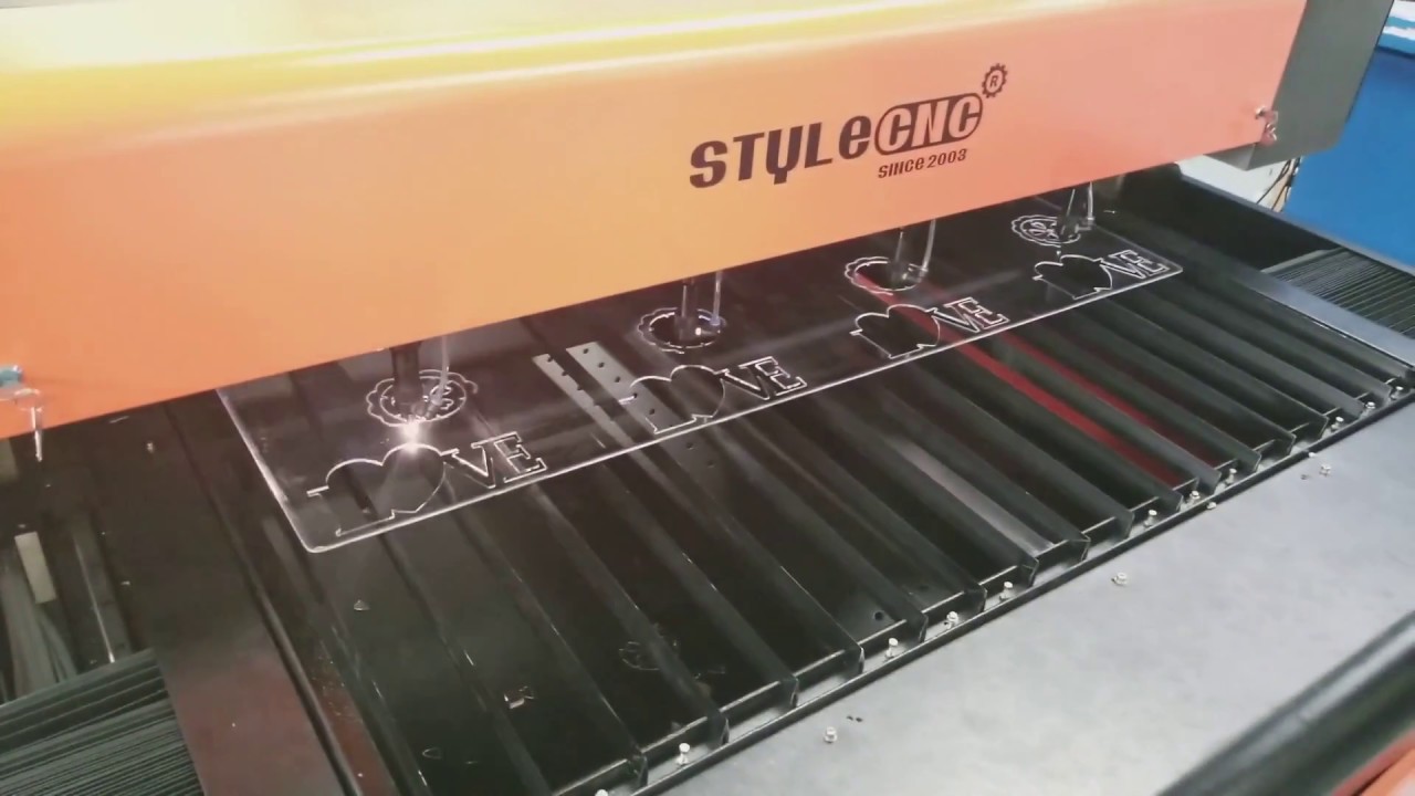 工業(yè)  CO2 激光亞克力板切割機(jī)