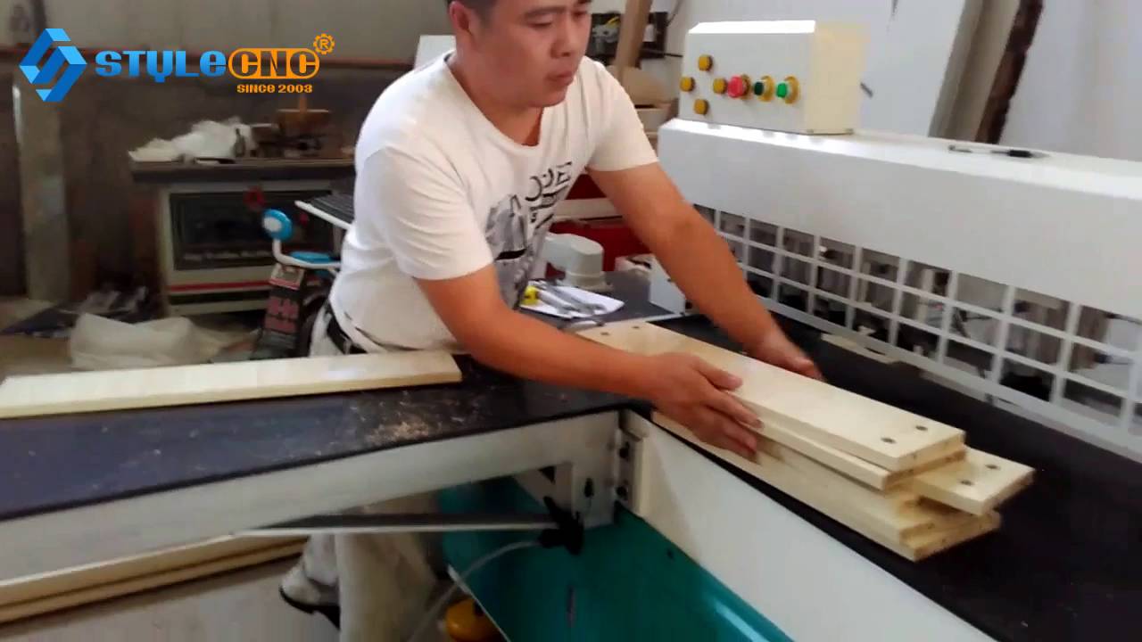 自動數(shù)控側(cè)鉆機(jī)如何工作？